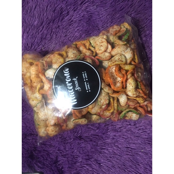 

KERUPUK SEBLAK MACORONA 250 gram