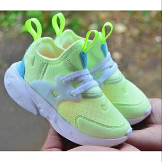 toddler nike react presto