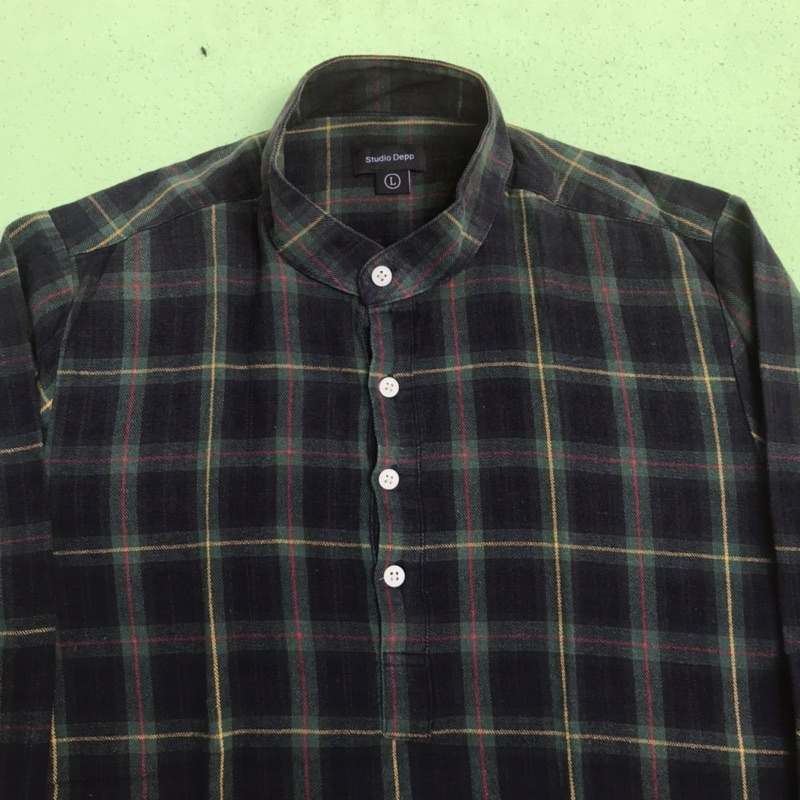 Kemeja Shanghai Lengan Panjang  Merch : Studio Depp  Size : L (P : 72 x L : 52)  Price : 109.000,-