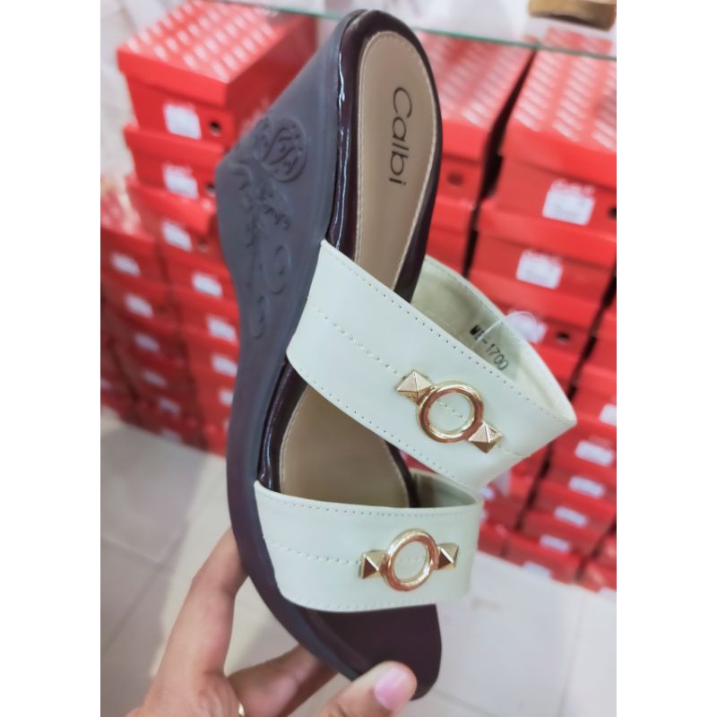 wedges calbi