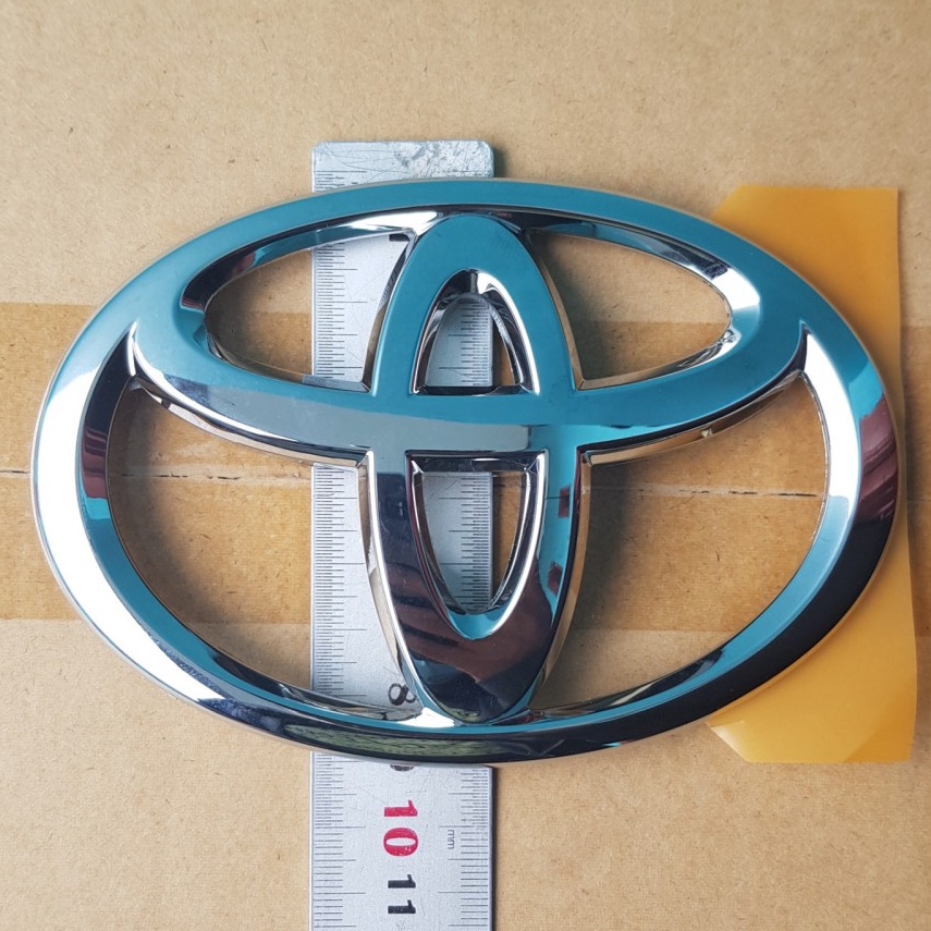 Emblem Logo Toyota Grill Agya