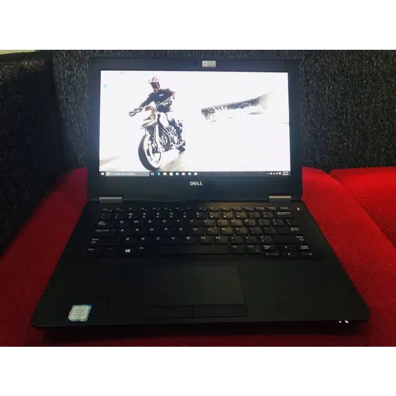 Laptop DELL LATITUDE i7 RAM 16GB SSD 512GB bekas second