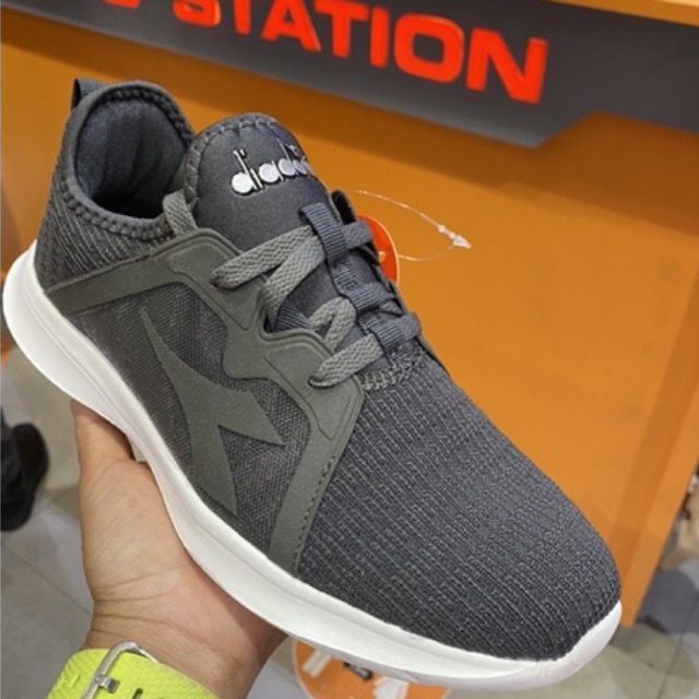 Sepatu Diadora DK Grey Cortis Original