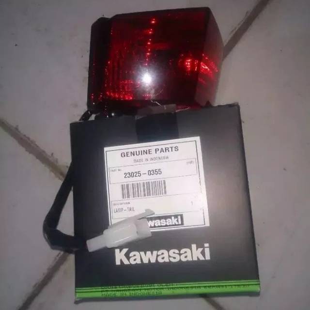 Lampu stop klx/lampu rem belakang klx original kawasaki