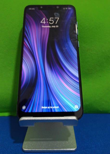 XIAOMI POCOPHONE F1 6/128GB-2