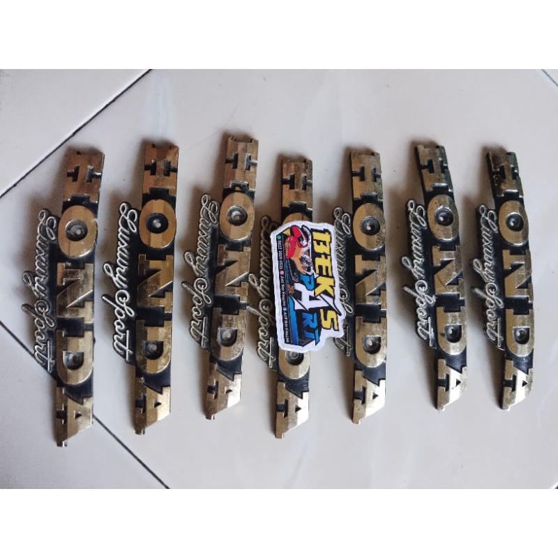 Emblem tangki gl pro- gl max original