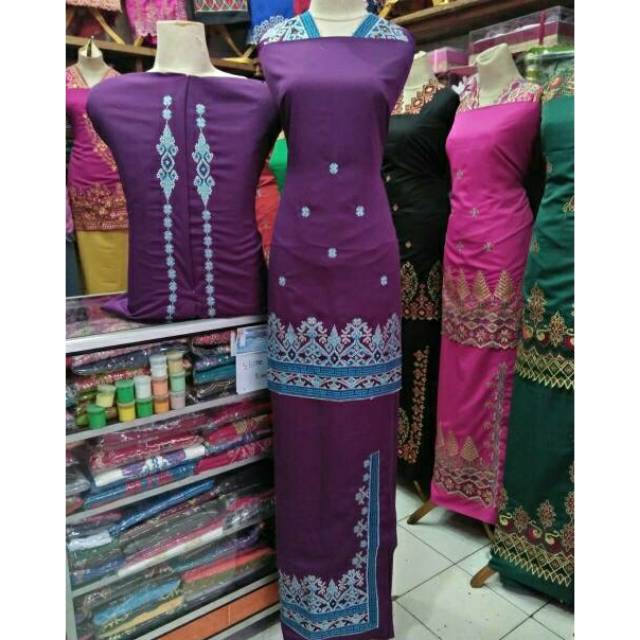 25 Inspirasi Keren Model Baju Kurung Bordir Padang 25 Inspirasi Keren Model Baju Kurung Bordir Padang