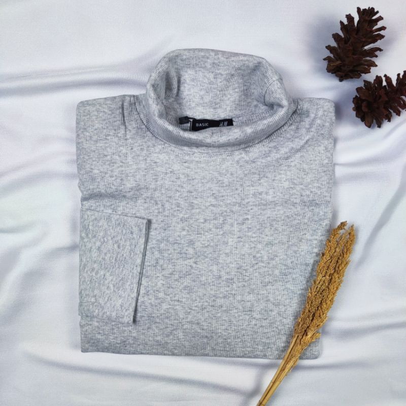 Kaos Turtleneck Pria Wanita Leher Tinggi Rib Premium-Light Grey