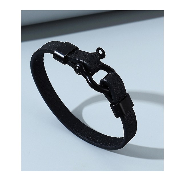 LRC Gelang Tangan Fashion Black Lock Alloy Leather Mens Bracelet Y64878