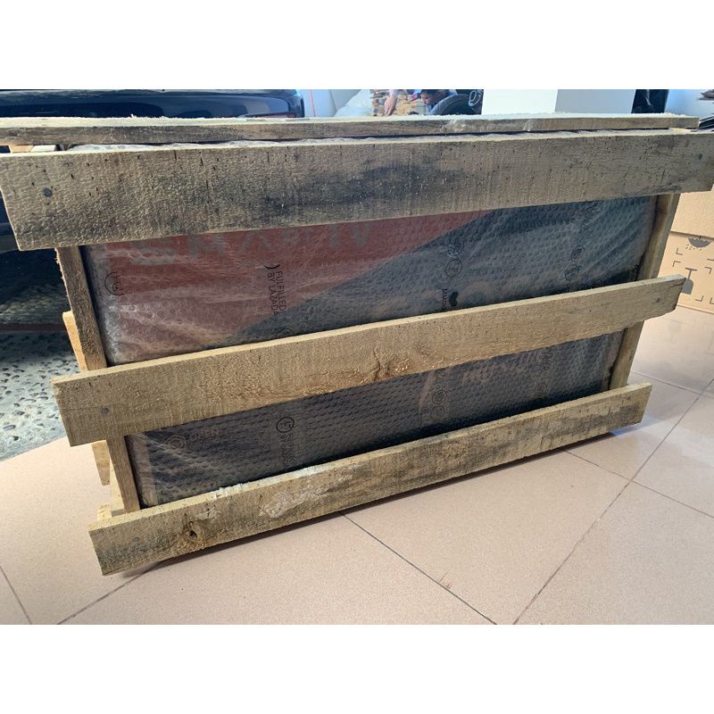 

TAMBAHAN PACKING XTRA AMAN PACKING KAYU ANAK DAN DEWASA