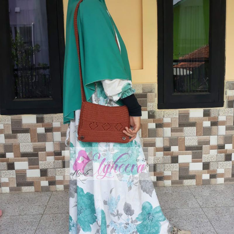 [HUSNA COLLECTION] Tas Rajut Ethnic Kecil / Sling Bag Rajut Zigzag