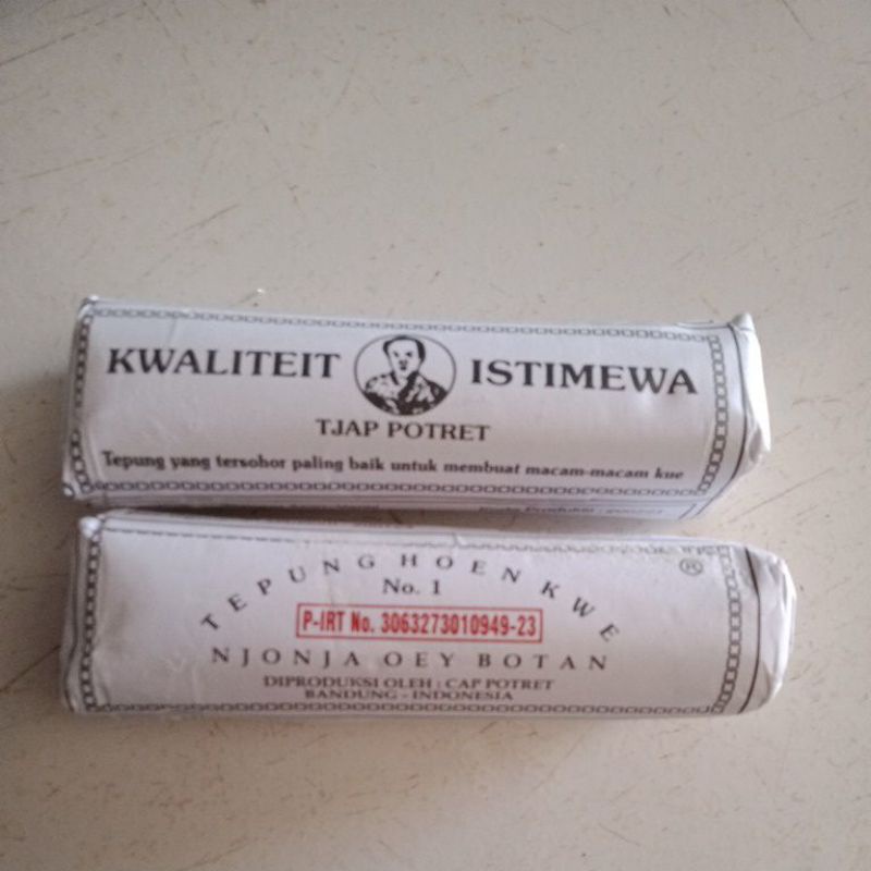 

TEPUNG HOENKWE ISTIMEWA 80G