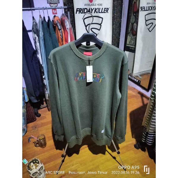 Crewneck Minority Issue | Uk L-XL | Bisa Bayar Ditempat