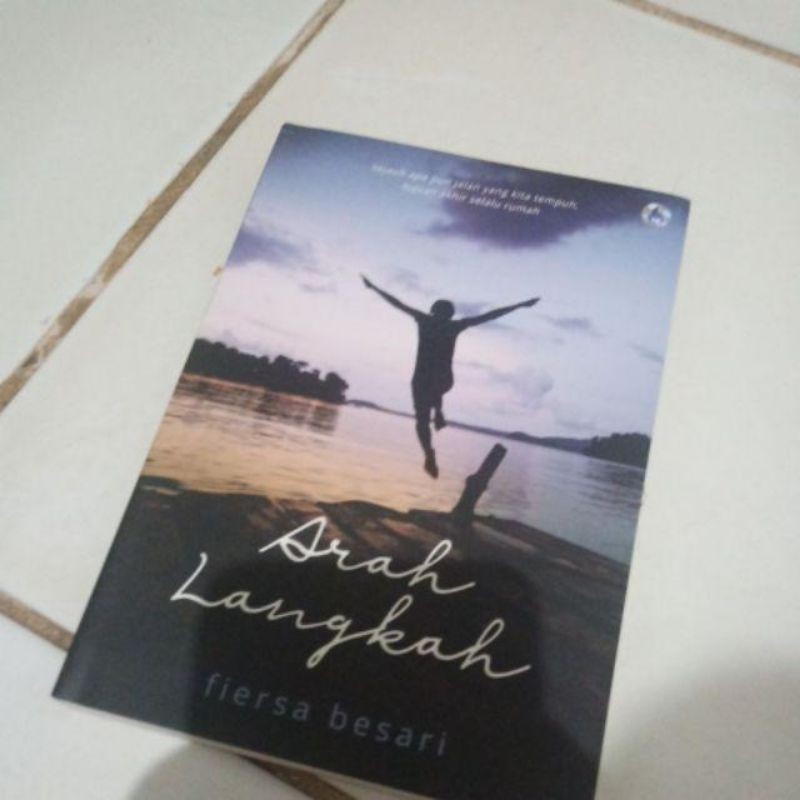 Buku Novel Arah langkah Fiersa Besari Shopee Indonesia