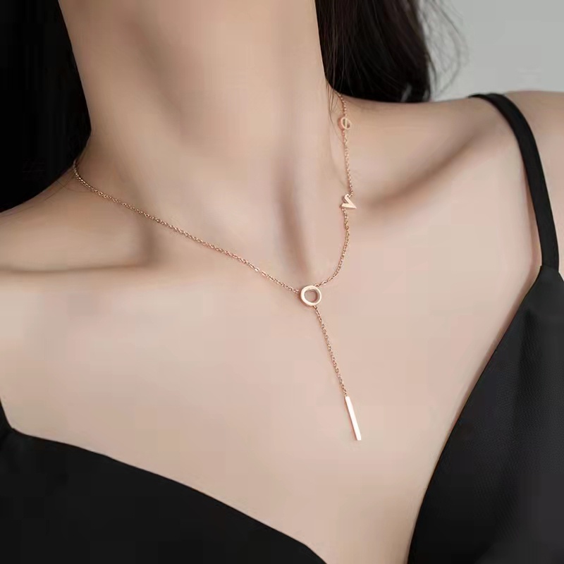 Kalung Titanium Surat LOVE Wanita Korea aesthetic Kalung Emas