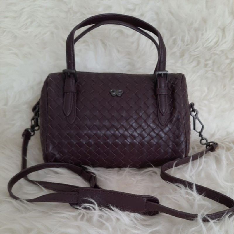 Preloved sling bag Bottega Veneta