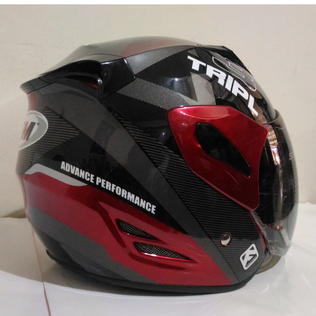 HELM  GM  FIGHTER  TRIPLE  ROYAL RED / SILVER