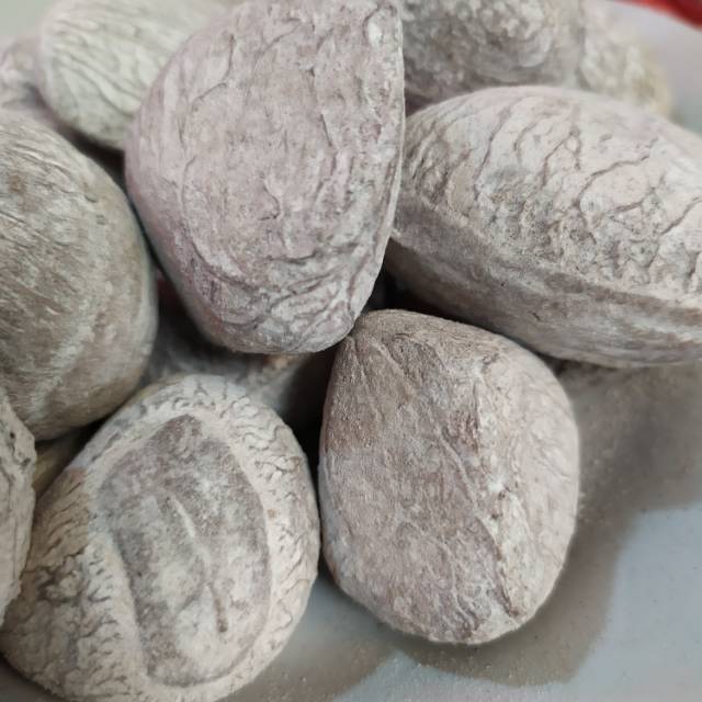 

Kluwek Bumbu Rawon 500gr