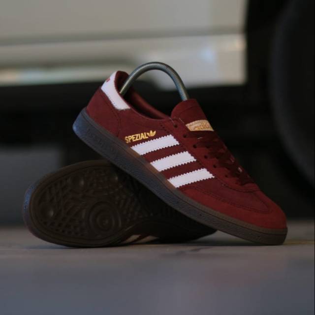 burgundy adidas spezial