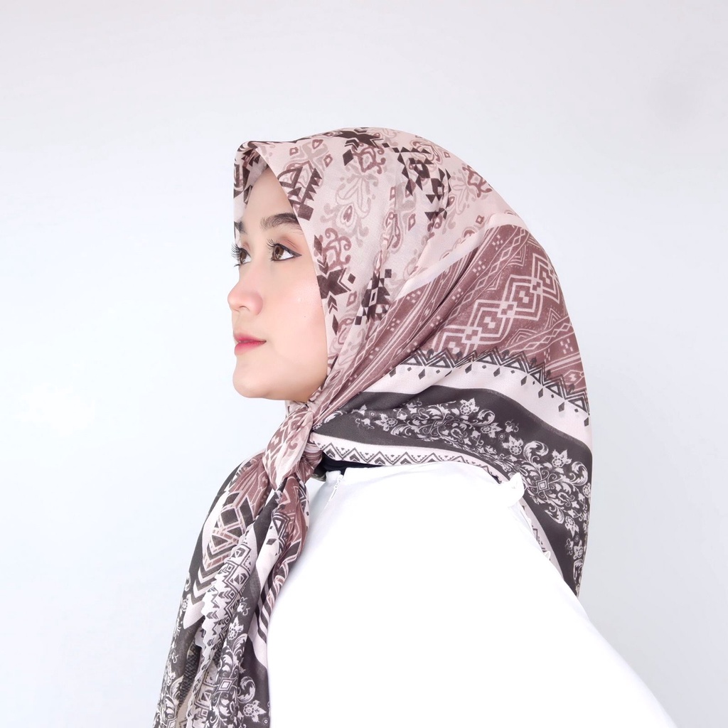Square Motif Maira Part 2-MOTIF X