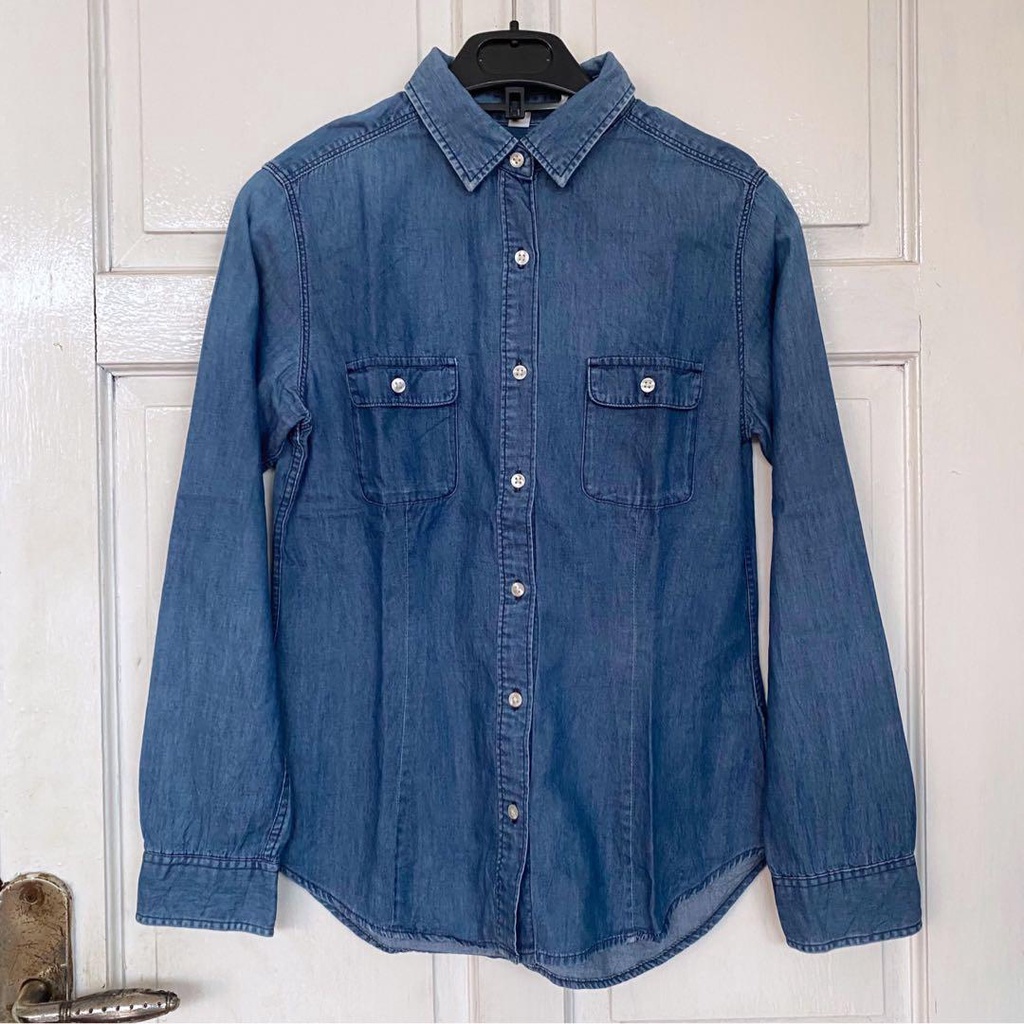 UNIQLO DENIM SHIRT SIZE S