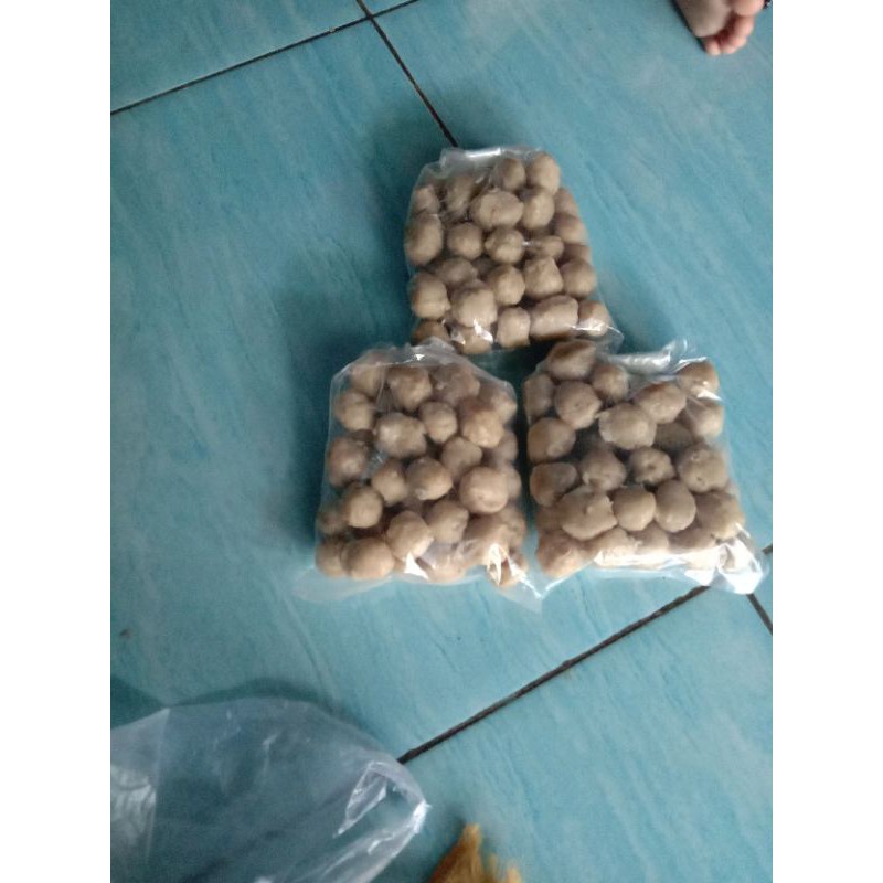 

bakso ayam isi 40