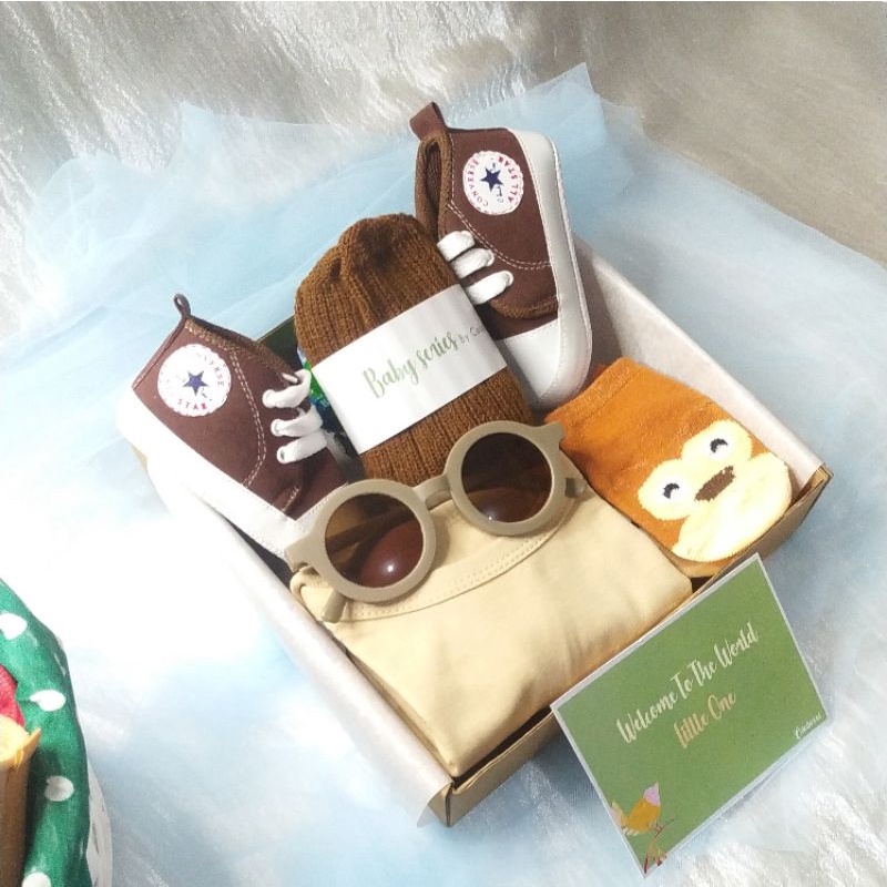 BS01 JUMPER - SET BAYI - HAMPERS LAHIRAN - KADO LAHIRAN BAYI - PAKET KADO BAYI - PAKET HAMPERS BAYI - PAKET BABY GIFT PARCEL BAYI - PAKET KADO BAYI - GIFT BAYI - PAKET LAHIRAN BAYI BARU LAHIR - PAKET LAHIRAN BAYI LAKI LAKI - NEW BORN - JUMPER  NEWBORN-BEIGE 1