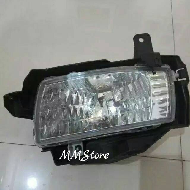 Foglamp mobil toyota inova lampu kabut innova 2005-2011 original