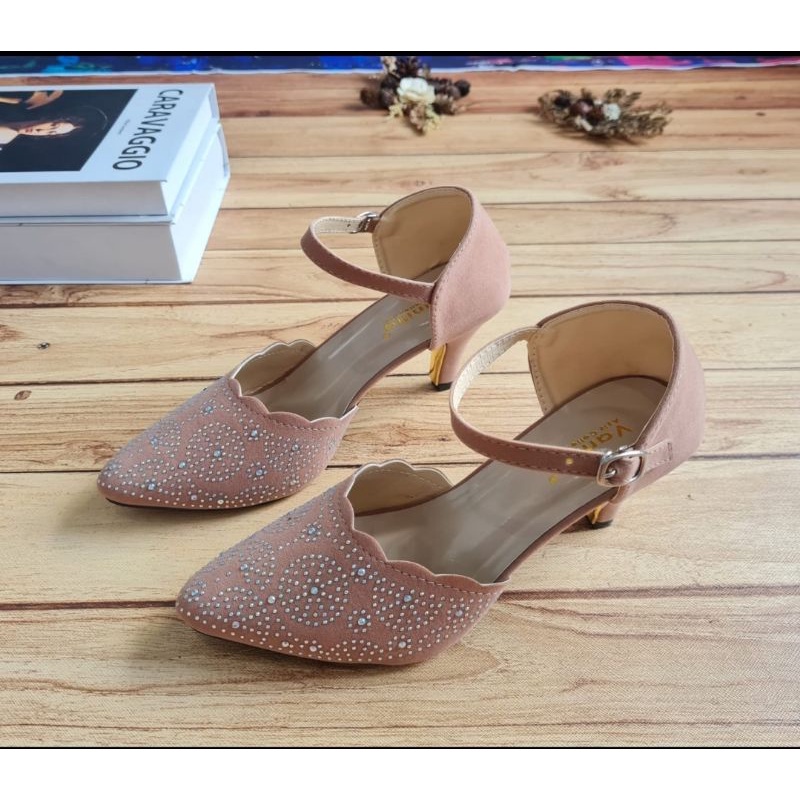 ABBUSHOES  BR 06 haig hell bapau tali berlin 7cm