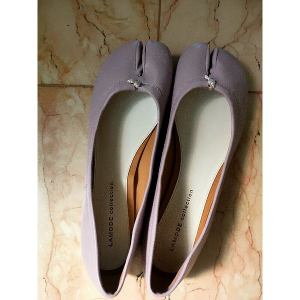 purple lilac lavender tabi flat split toe shoes