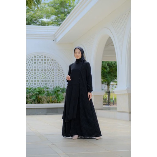 ALEEZA DRESS BY AMORI