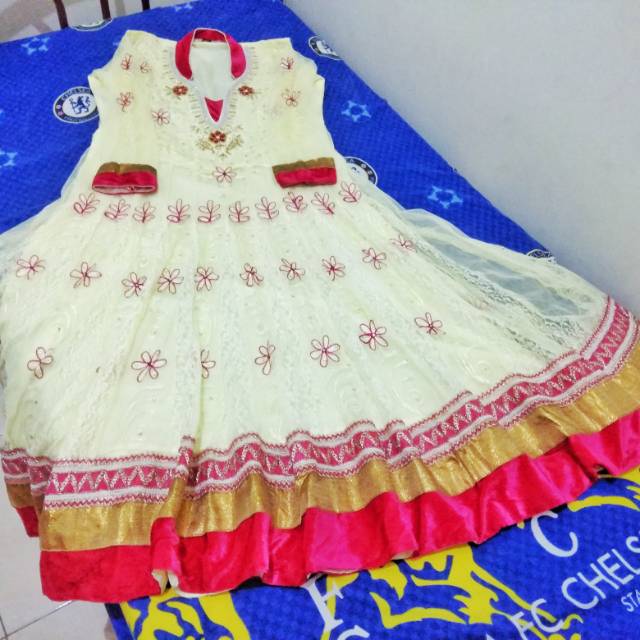 Gaun Kebaya Pengantin Syari untuk Akad