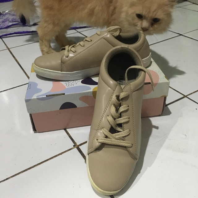Preloved Amazara Evelyn sneakers hazelnut