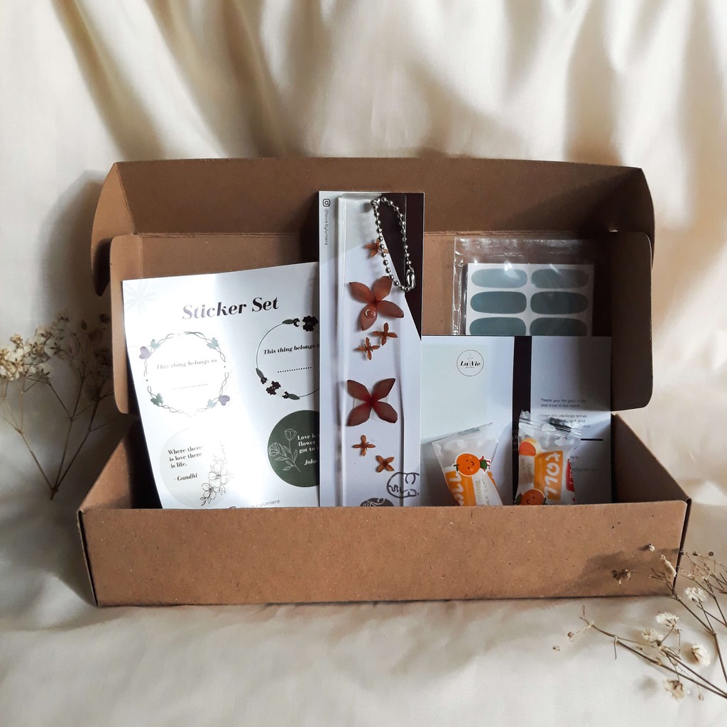 

Pembatas Buku Resin Handmade (ZOE)