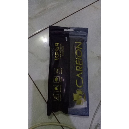 masker KF careion hitam
