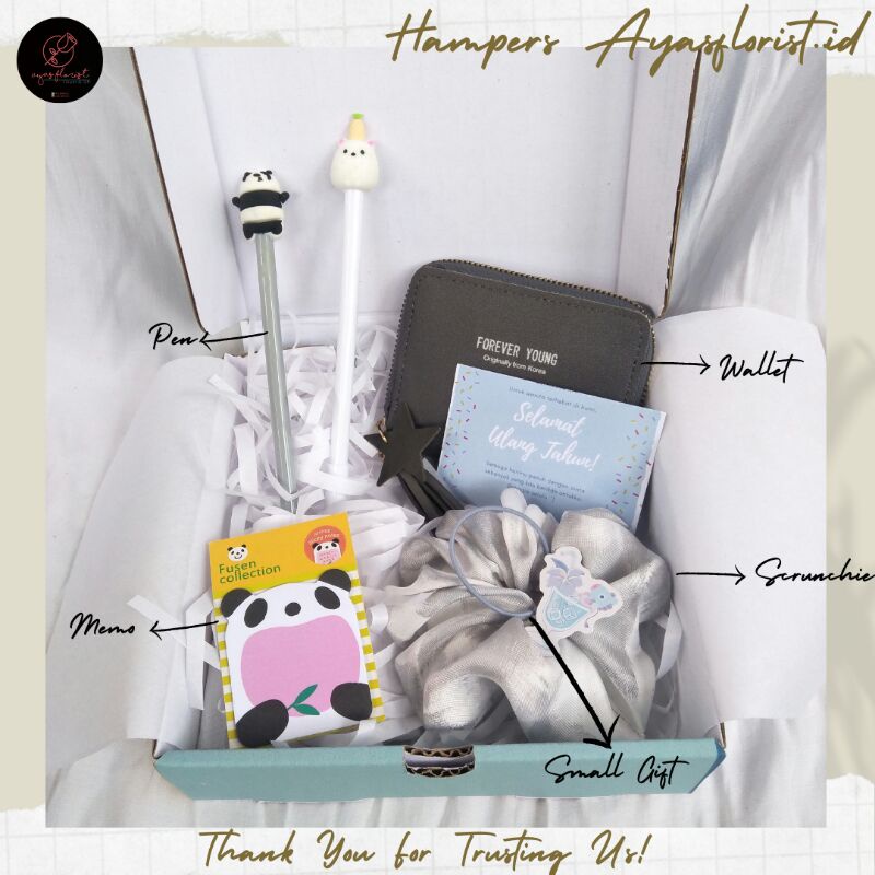 Hampers / Gift /Kado Ulang Tahun Cewek (Custom Card)