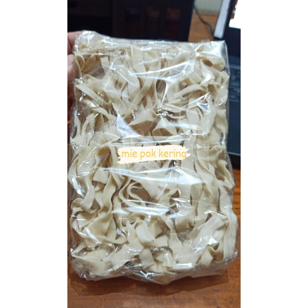 

Mie Kwetiau Jumbo 140 gr