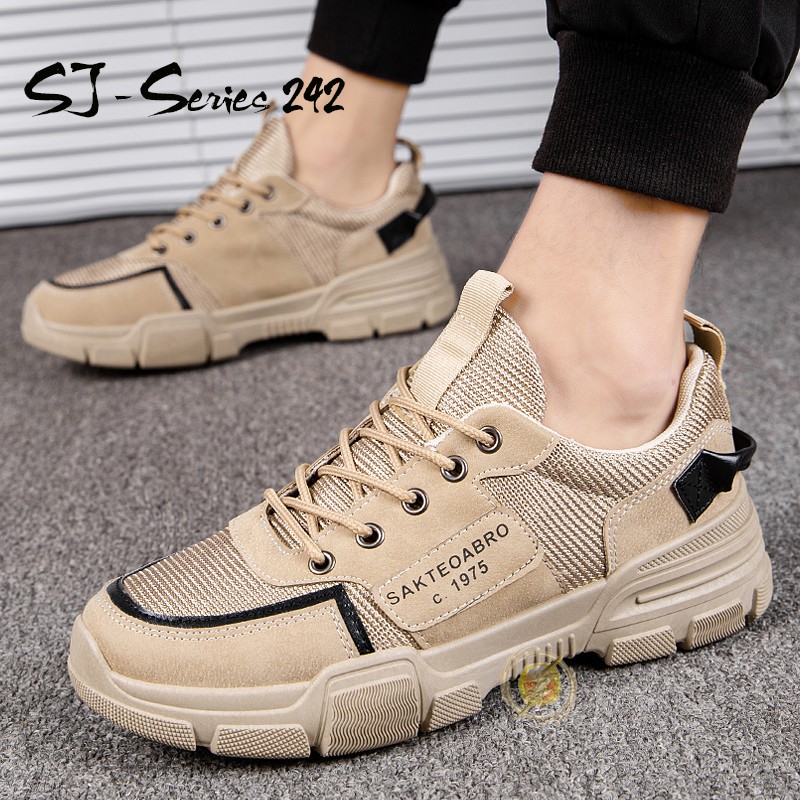 [OOS] Sepatu Sneakers Pria Trendy Casual Kualitas Import Premium - 242