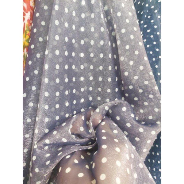 Kain Organza Motif Polkadot Bahan Halus Kilap