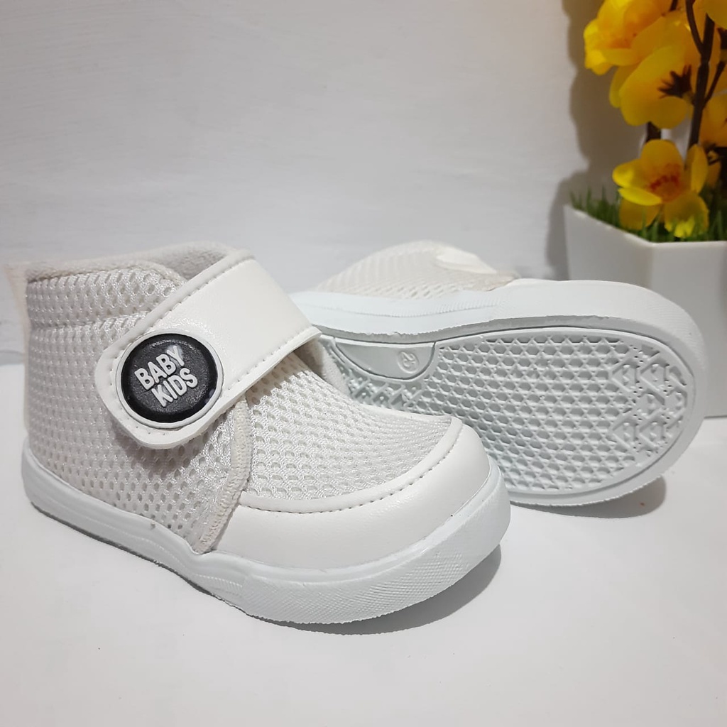mandirishoestore-SEPATU BOOT ANAK LAKI-LAKI BOLA ABU CAY04