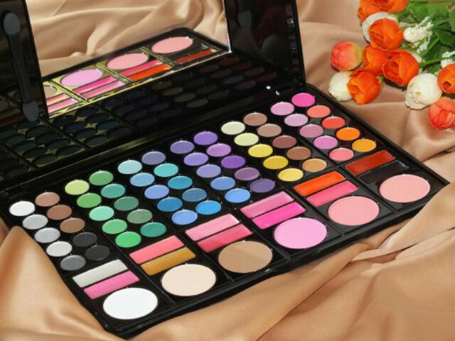 Aritra Palette Makeup Kit Set Box 78 Colour - Kotak Kosmetik Eyeshadow BlushOn Lipstick Shading