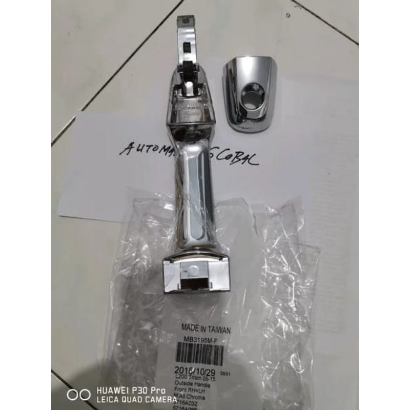 handle handel pintu luar depan Mitsubishi triton pajero sport crom