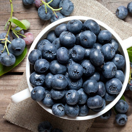 

Bibit Parfum Blueberry IBACA Fragrance Oil 100cc