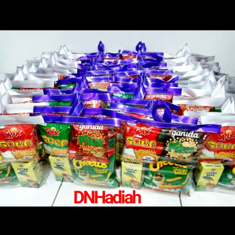 

Paket Snack Ulang Tahun/Sovenir Murah/Bingkisan Snack