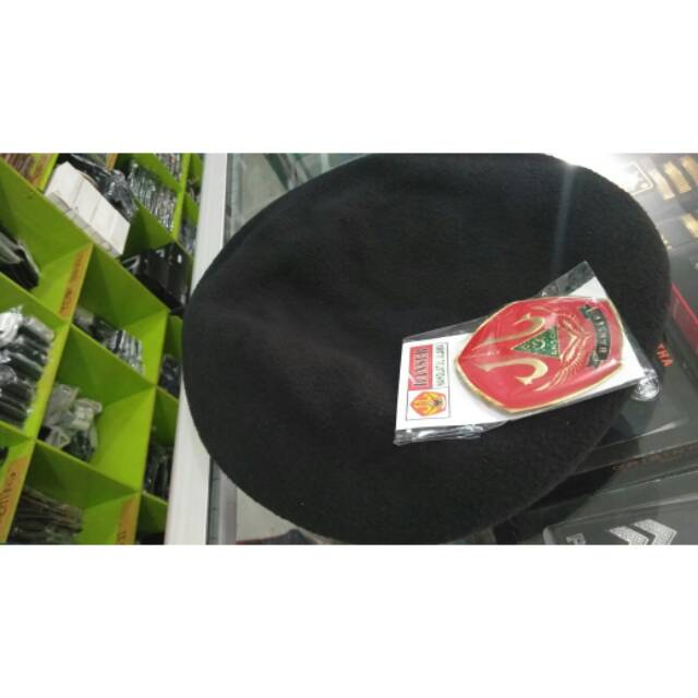 BARET BANSER (BARET + EMBLEM)