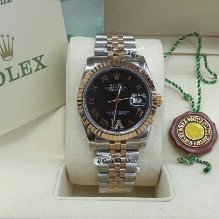 ROLEX OYSTER DATEJUST 36MM BLACK DIAL PREMIUM