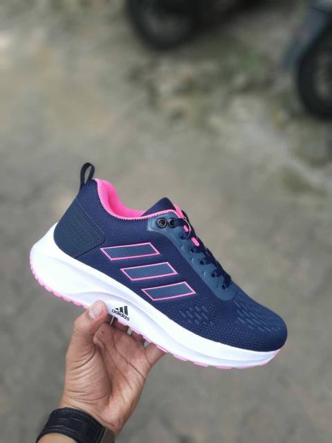 Sepatu Adidas Pureboost Zoom Women, gratis kaos kaki. Size 37-40