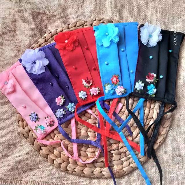 MASKER KAIN MOTIF BUNGA/MASKER DEWASA