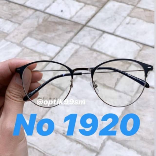 Kacamata lensa blueray