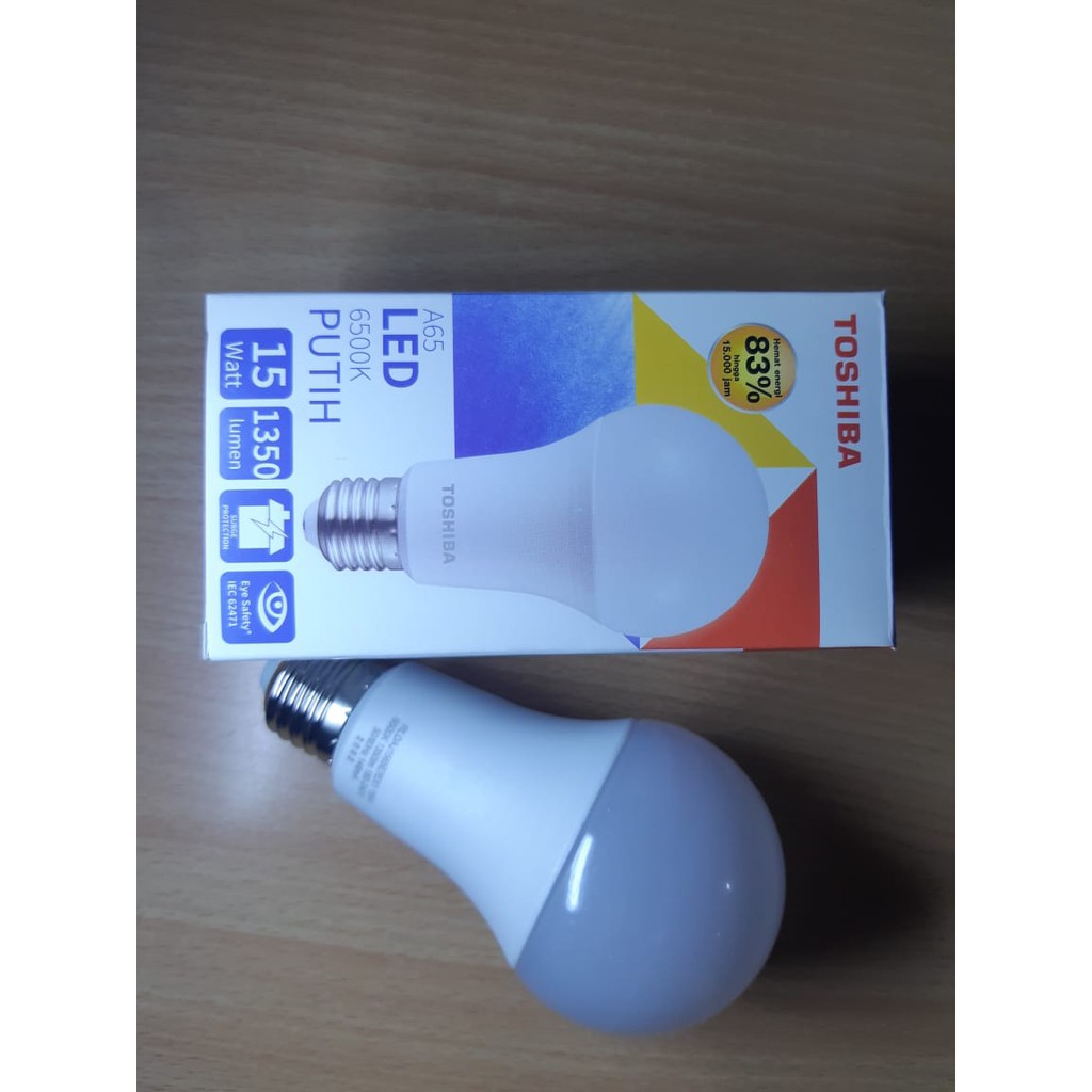Toshiba LED Bulb 15 W putih